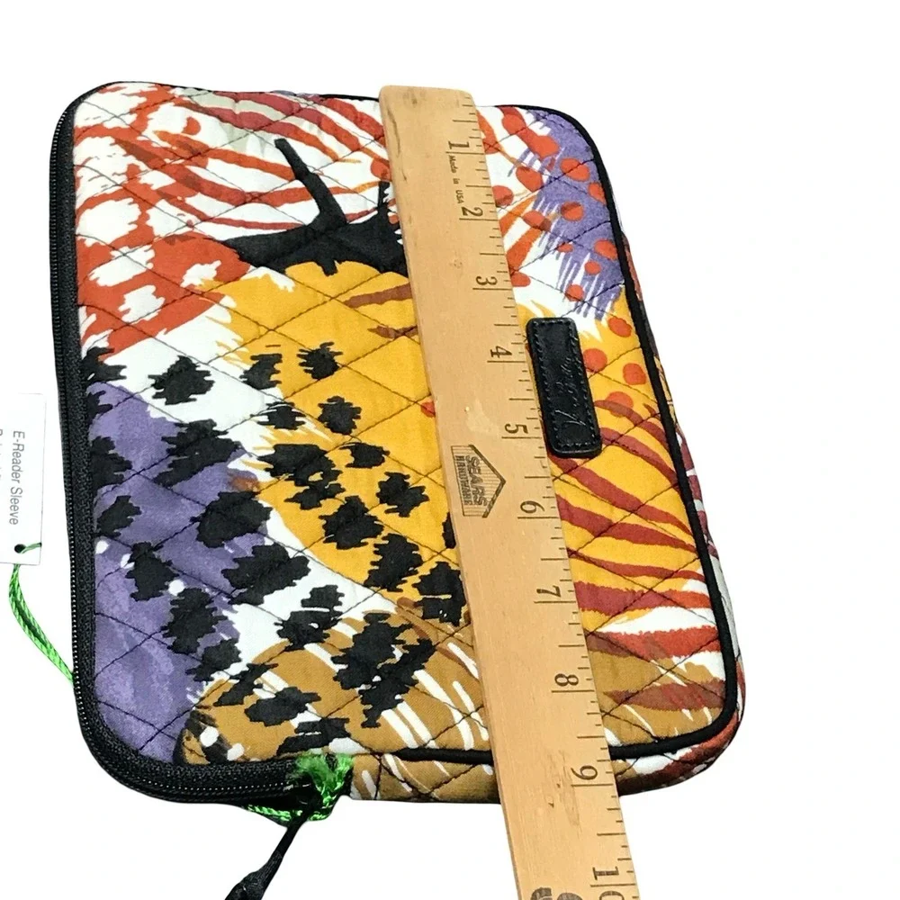 Vera Bradley E-Reader Sleeve Painted Feathers Quilted Cotton‎ Case 15458-663 NWT